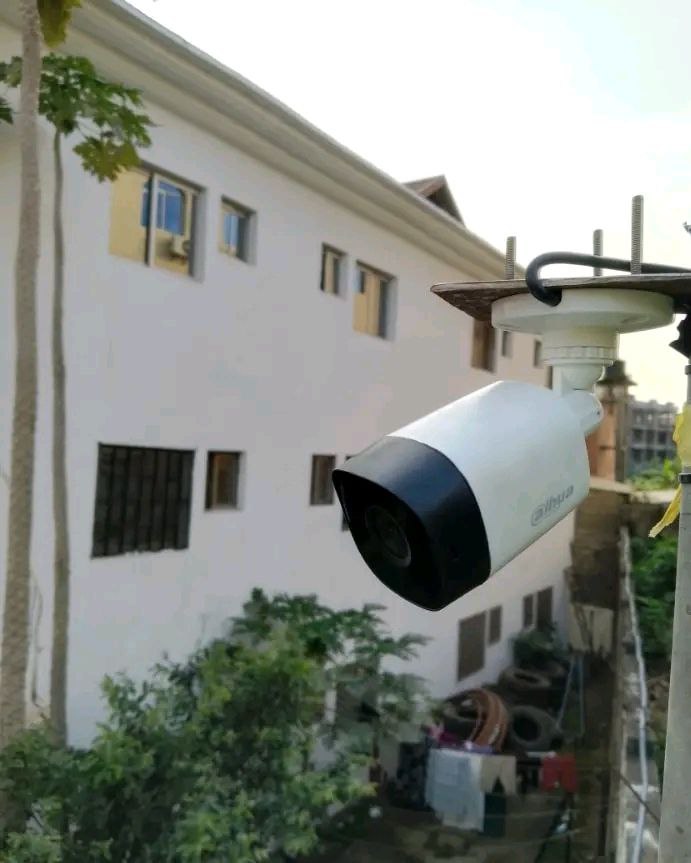 Installation de caméras de surveillance